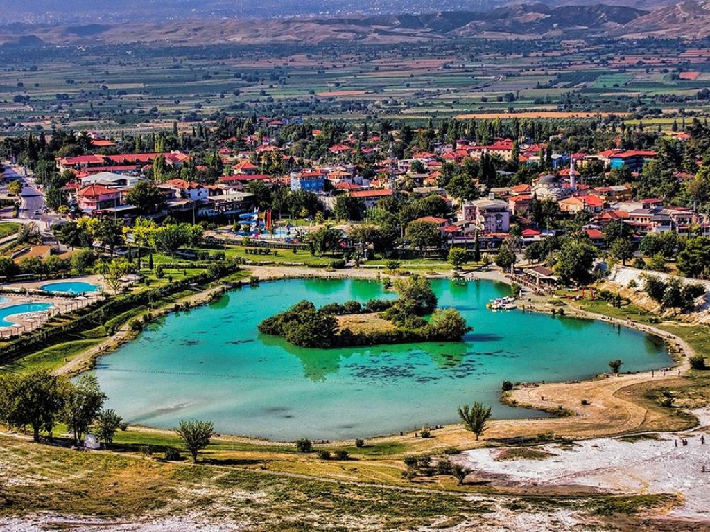 Rentone Denizli Araç Kiralama ve Gezi Rehberi