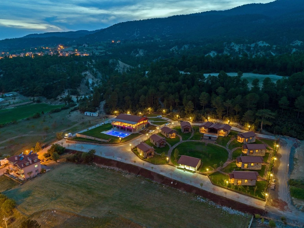 Çameli Araç Kiralama – Rentone ile Yayla ve Doğa Rotalarında Özgür Sürüş