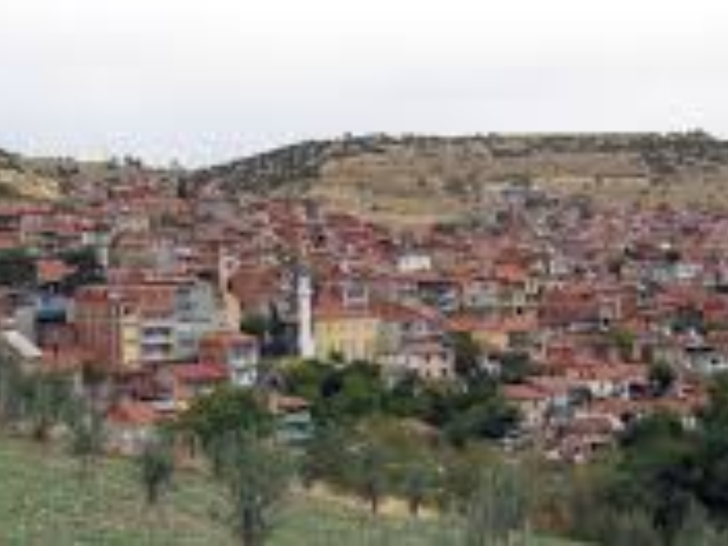 Güney Araç Kiralama – Rentone ile Şelale ve Bağ Rotalarında Özgür Sürüş