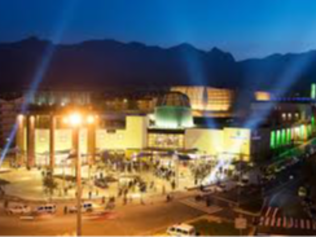 Forum Çamlık AVM Araç Kiralama – Rentone ile Alışverişin Keyfini Çıkarın